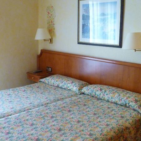 Regencia Colon Hotel Barcelona Phòng bức ảnh