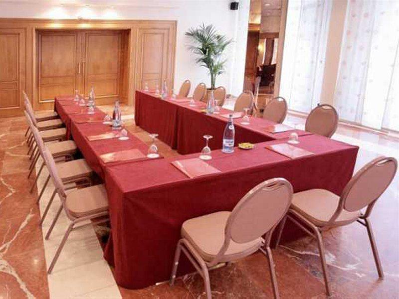 Regencia Colon Hotel Barcelona Ngoại thất bức ảnh