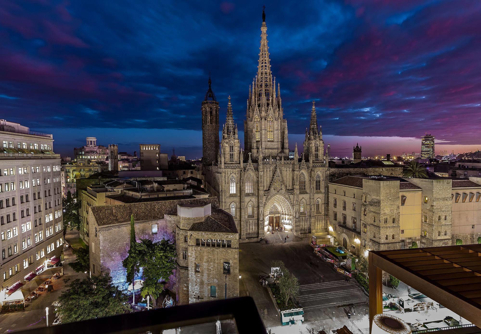 Regencia Colon Hotel Barcelona Ngoại thất bức ảnh
