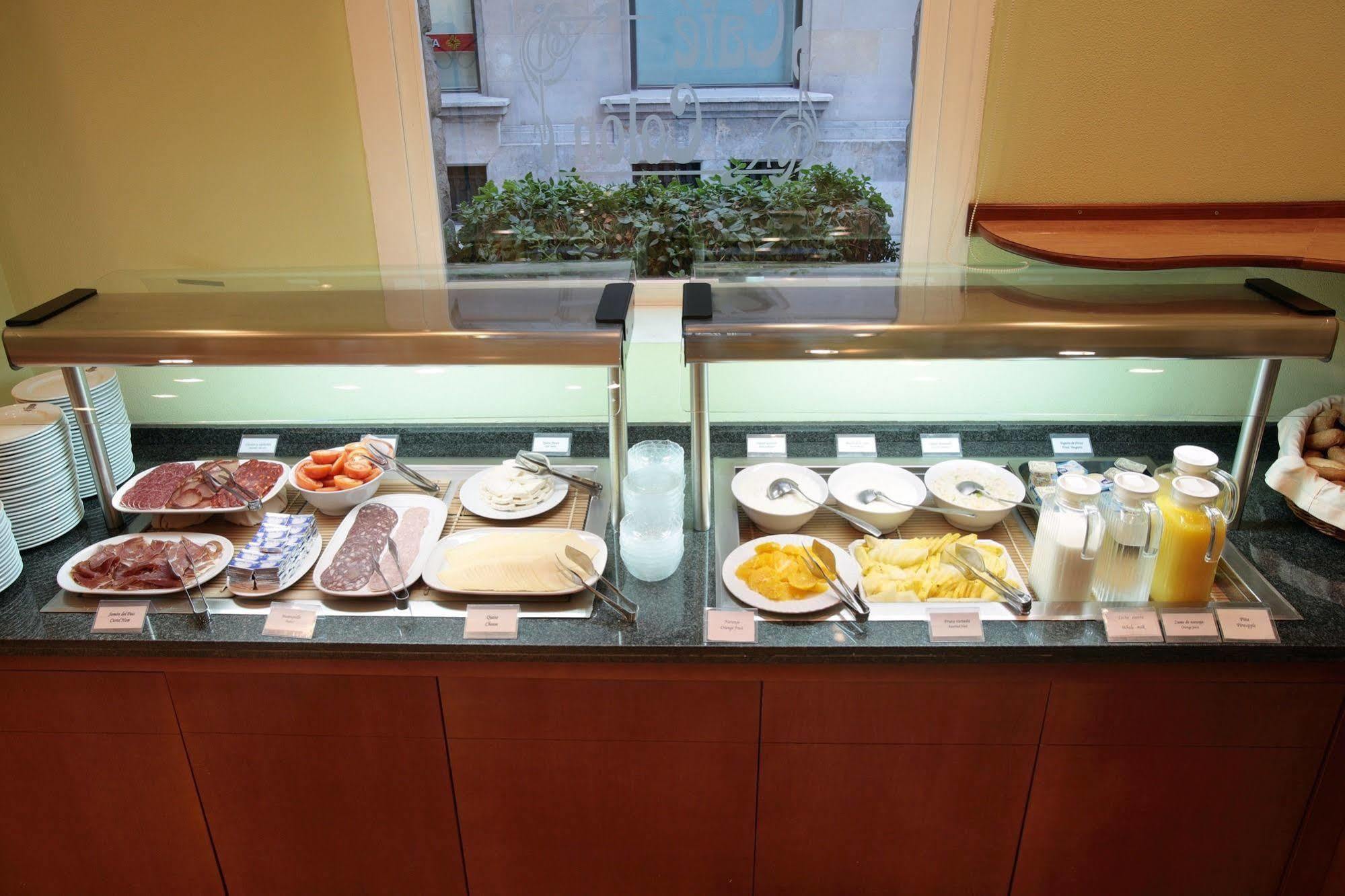 Regencia Colon Hotel Barcelona Ngoại thất bức ảnh